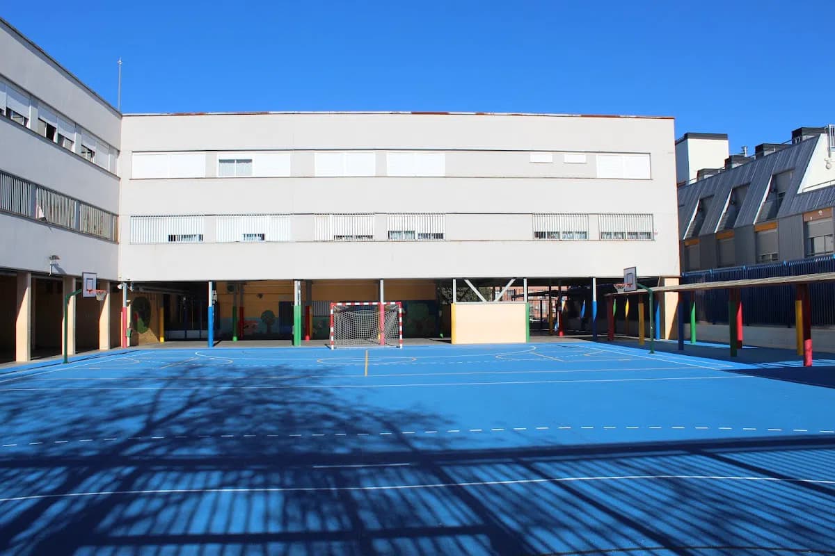 Photo 4