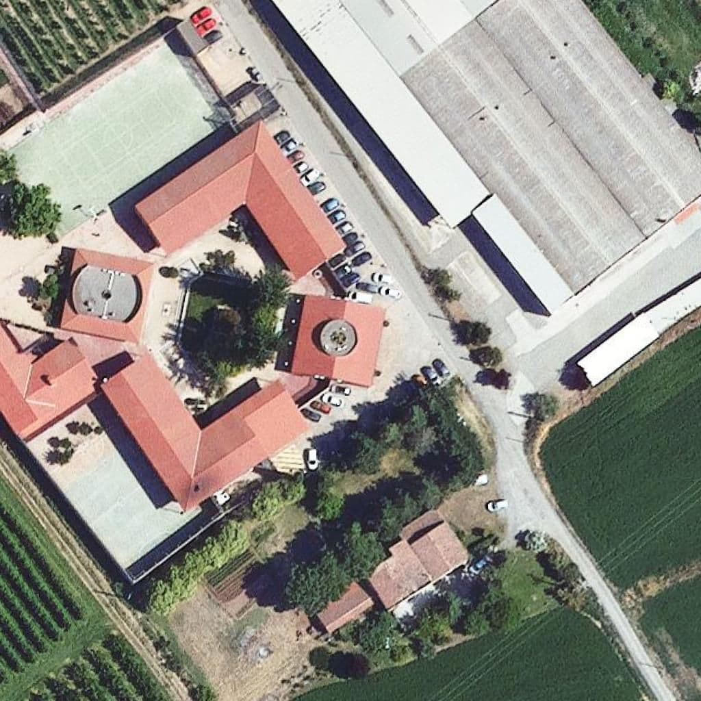 Aerial view of the grounds of C.educ.justícia El Segre