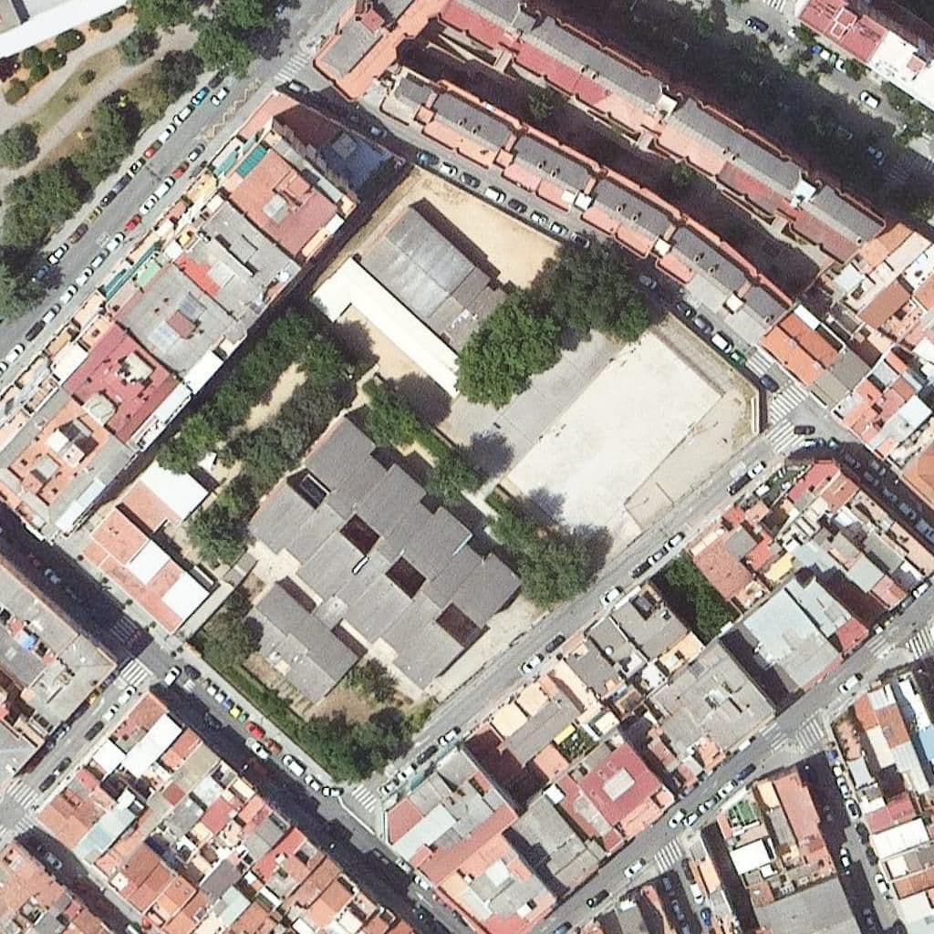 Aerial view of the grounds of Escola Calvet D'estrella