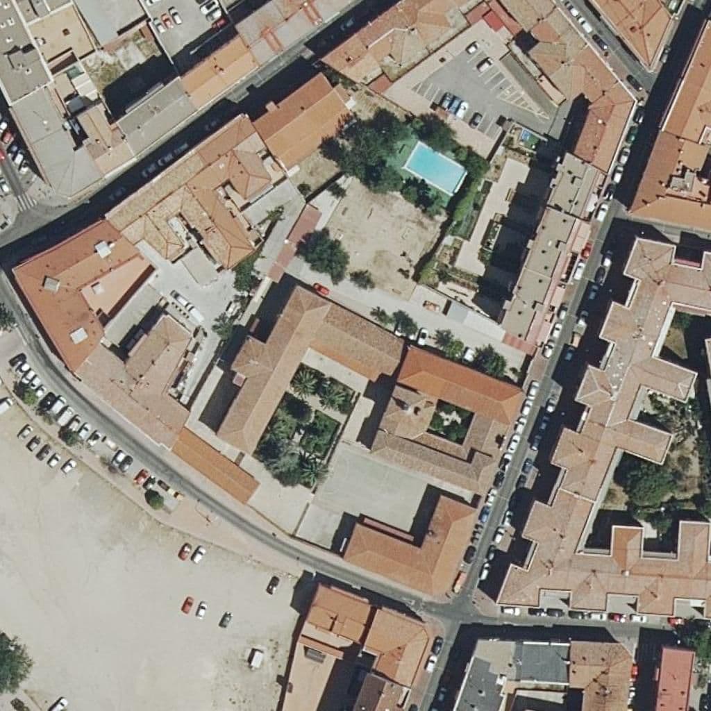 Aerial view of the grounds of C.p.isabel De Castilla (F)