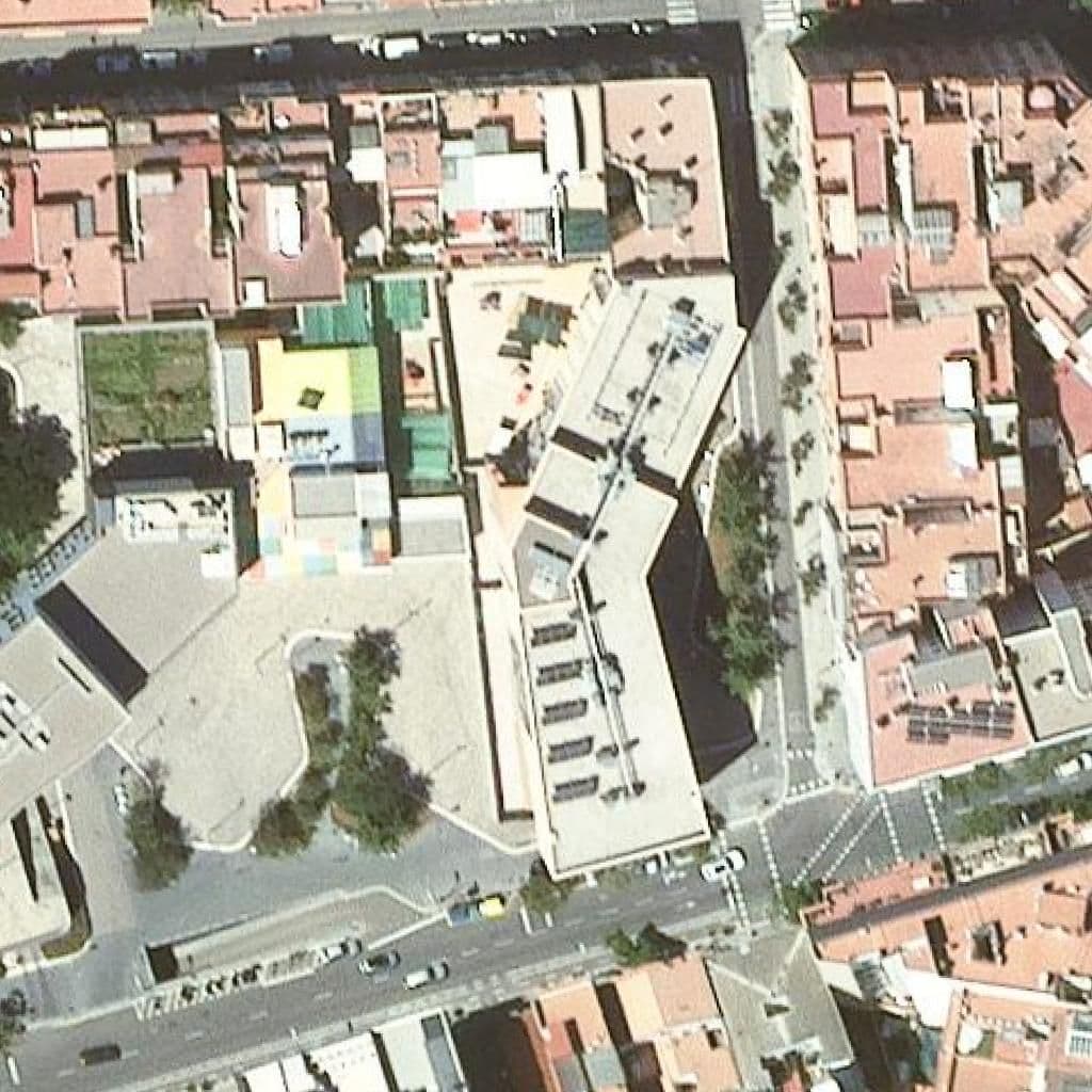 Aerial view of the grounds of Escola Bressol Guinardó
