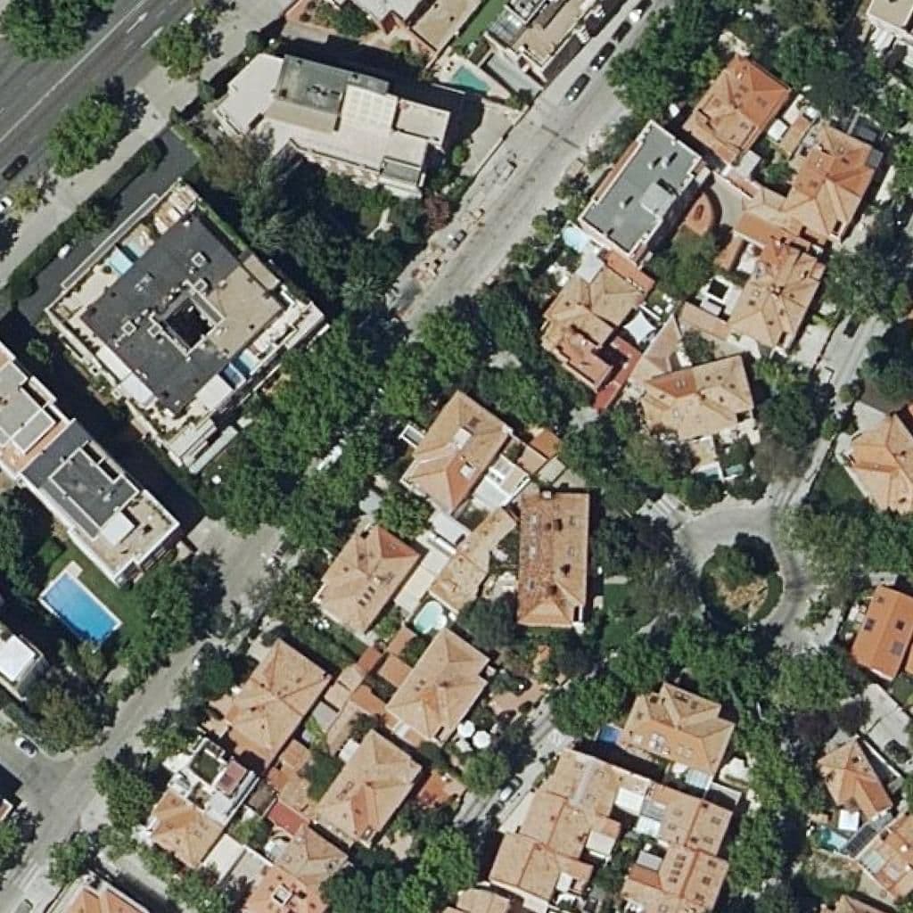Aerial view of the grounds of Hansel Y Grethel