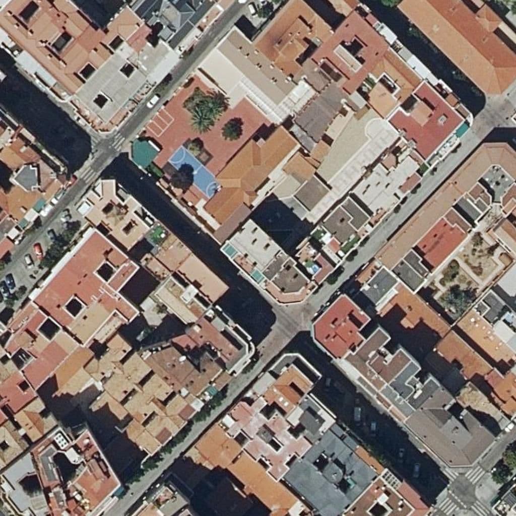 Вид сверху на территорию школы «San Fernando»