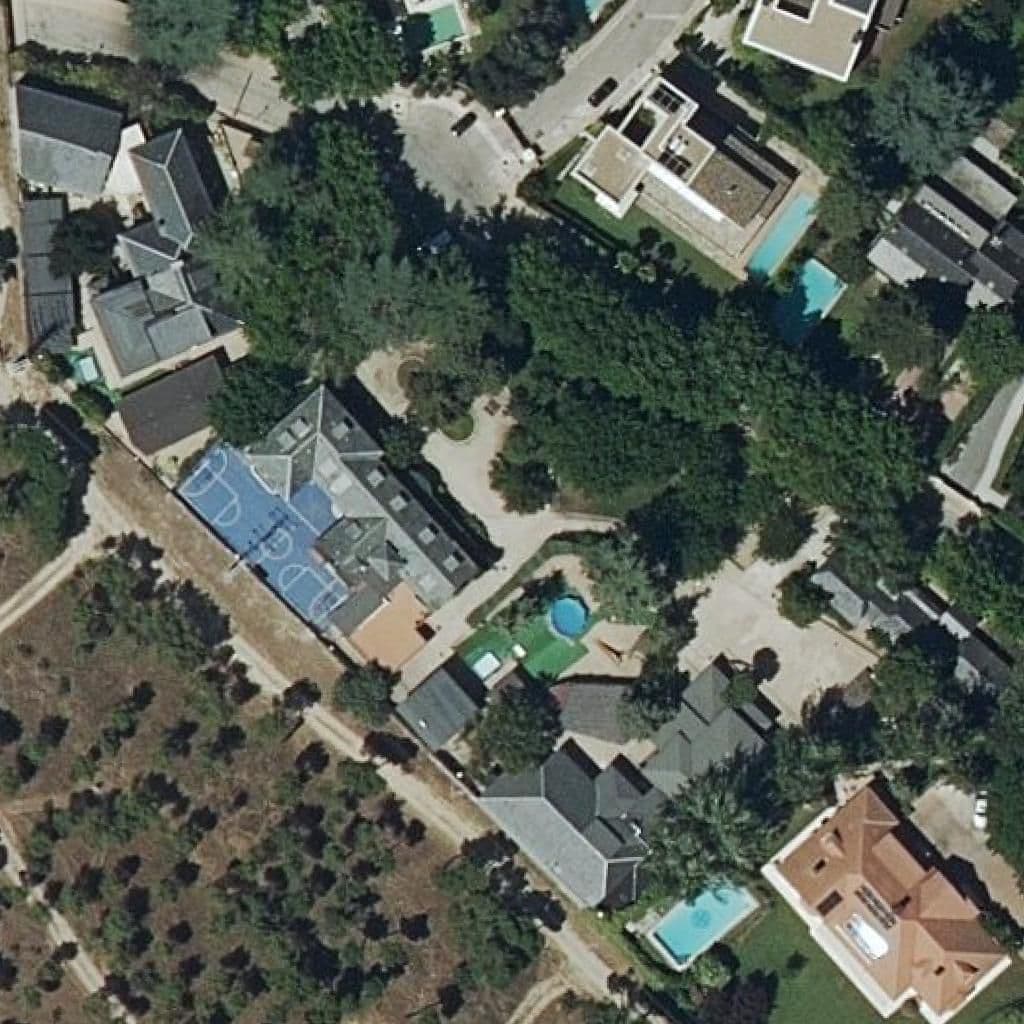 Aerial view of the grounds of Colegio Santa Maria Del Camino
