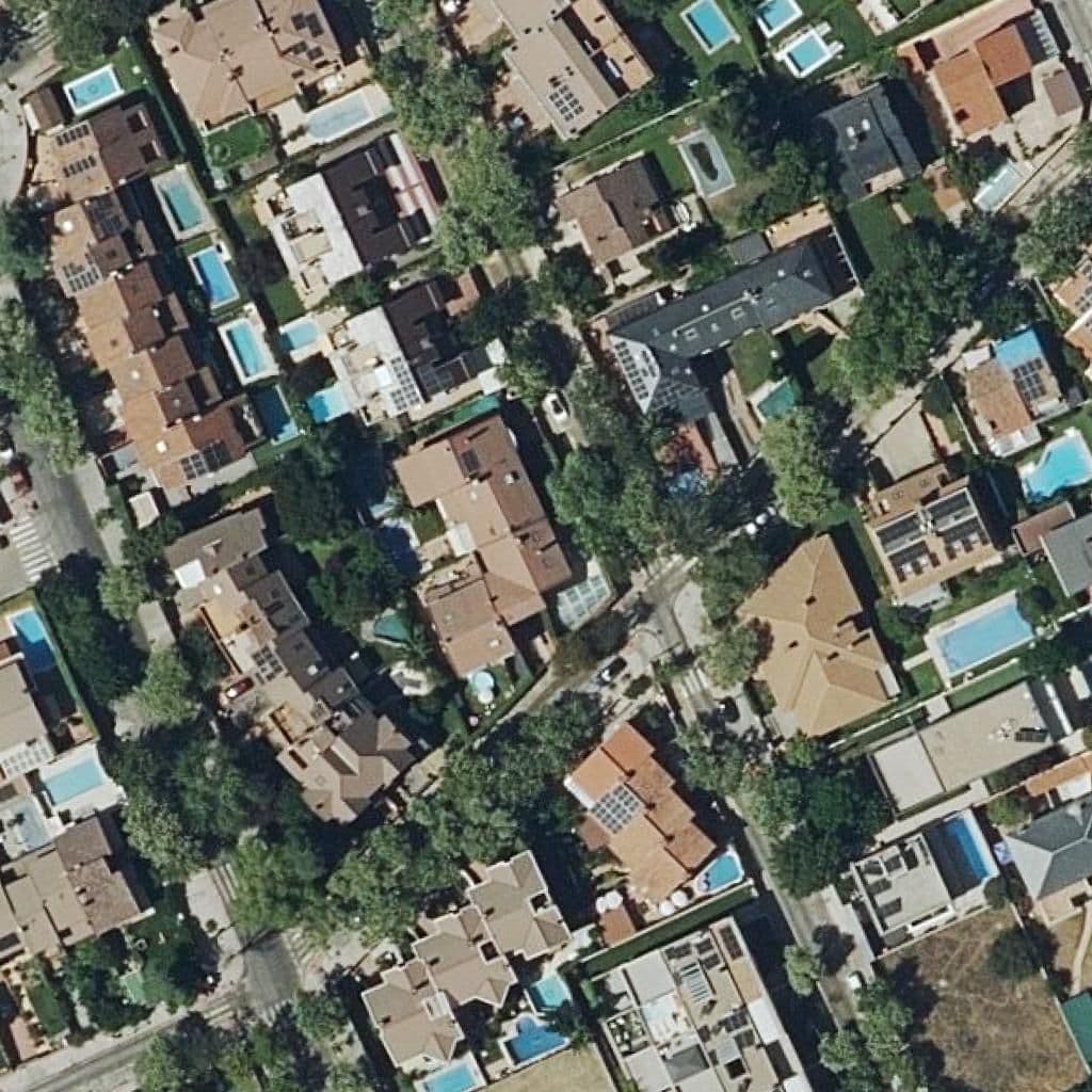 Aerial view of the grounds of Oxford