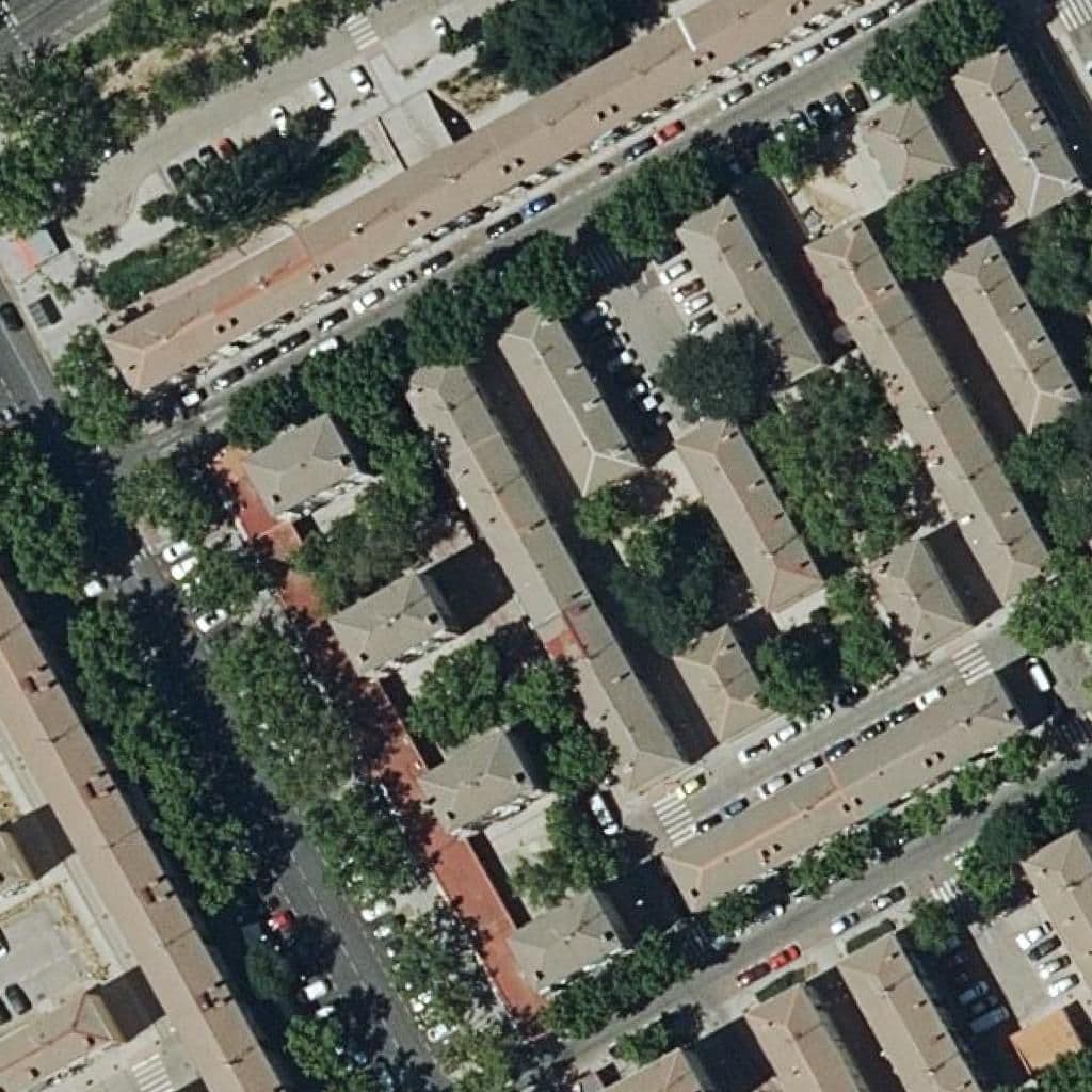 Вид згори на територію школи «Mergaral»