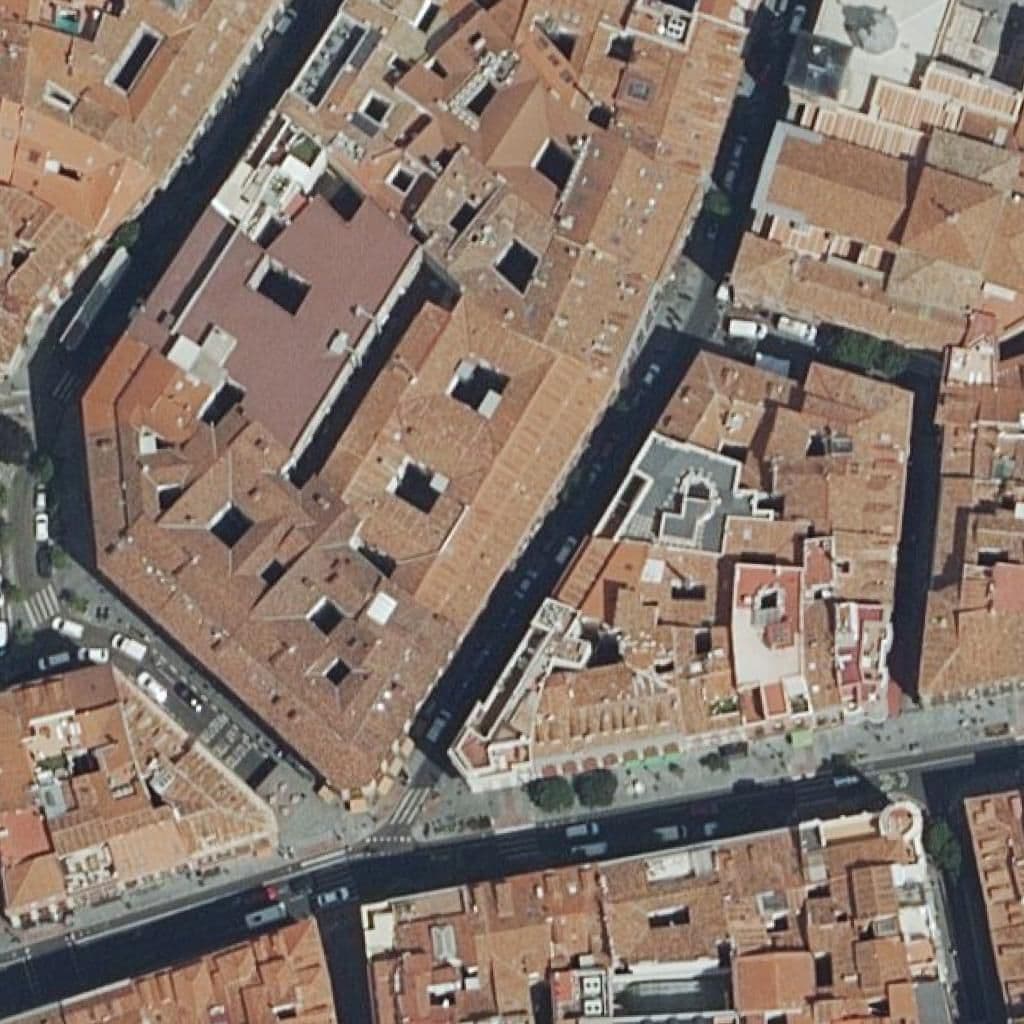 Aerial view of the grounds of Visan