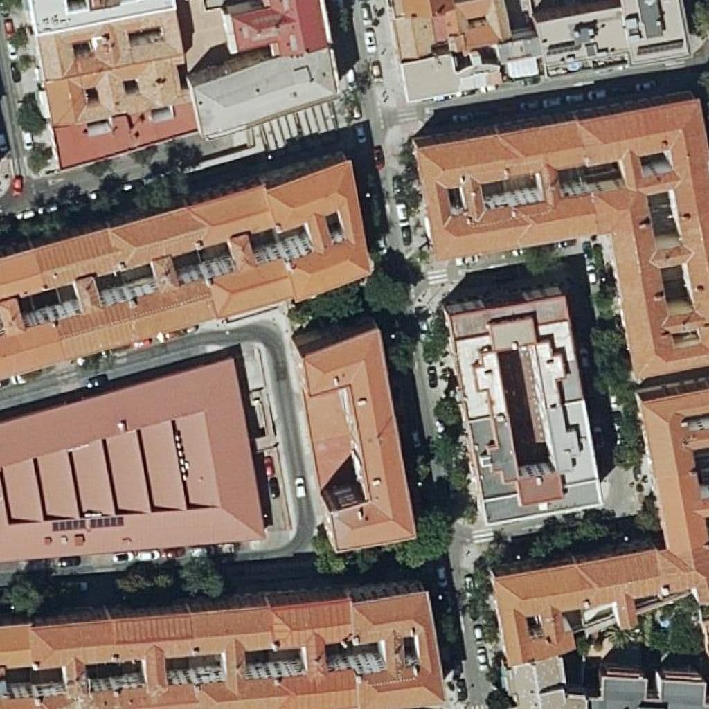Вид згори на територію школи «Ntra. Sra. Del Carmen»