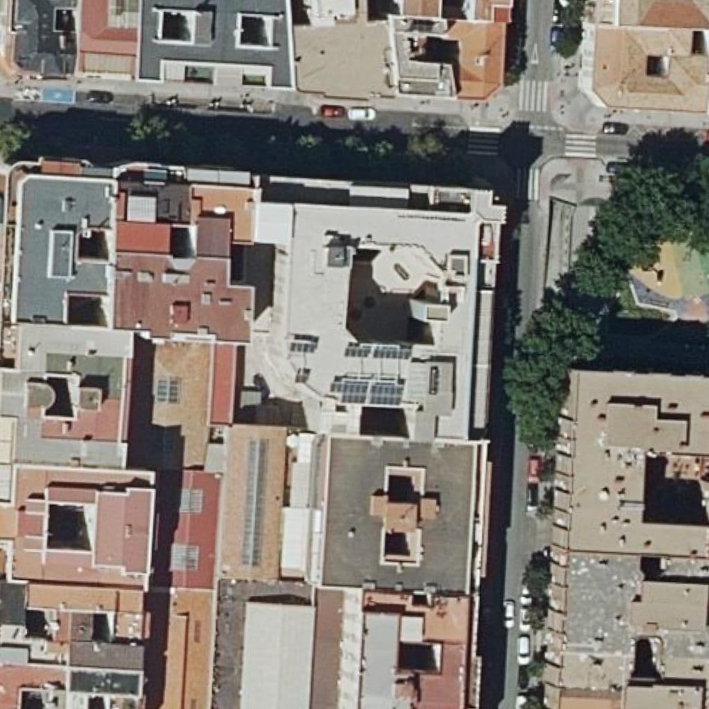 Вид сверху на территорию школы «San Pablo Ceu»