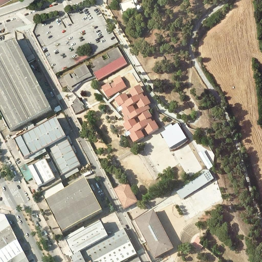 Вид згори на територію школи «Institut Can Planas»