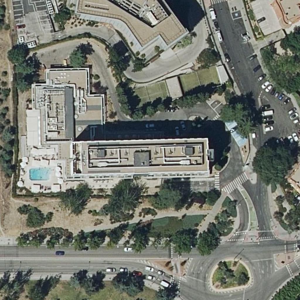 Вид згори на територію школи «C.de Prees.colonia Los Angeles»