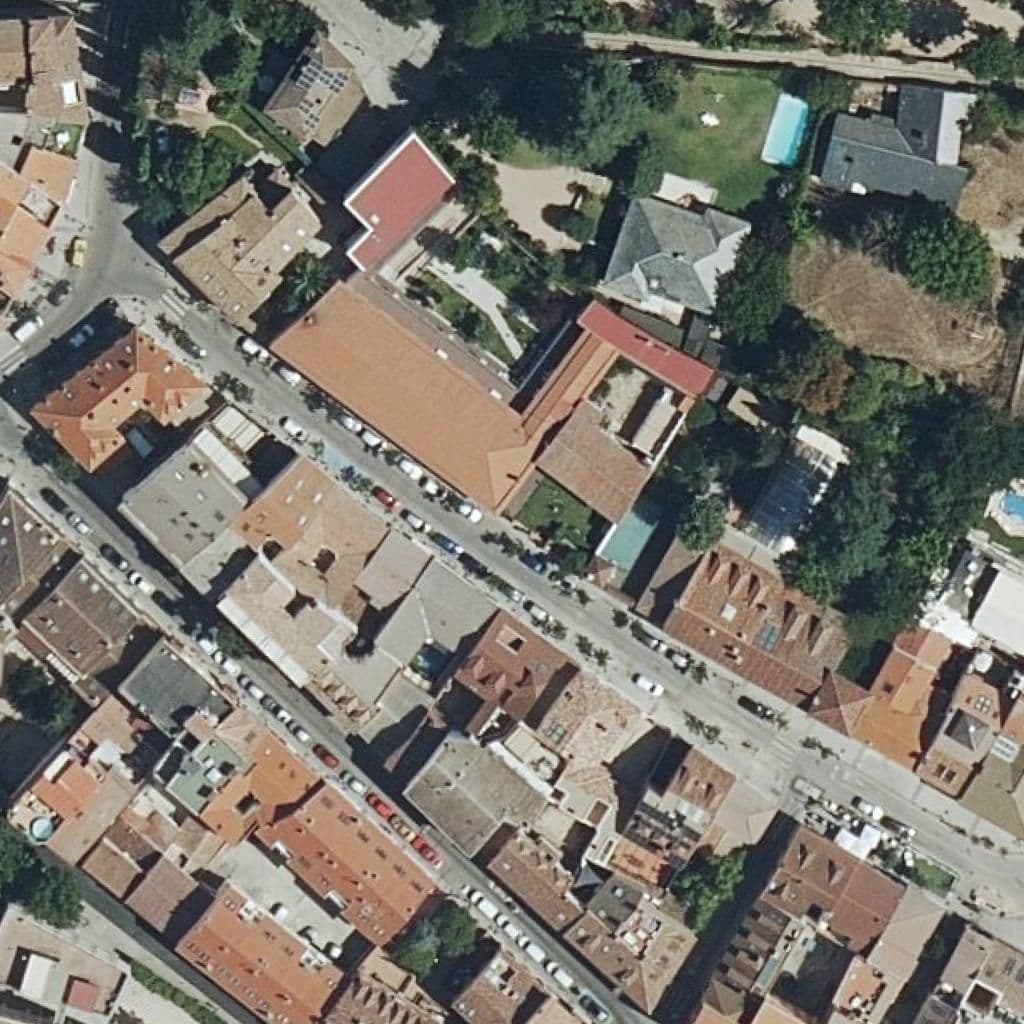 Вид сверху на территорию школы «San Vicente De Paul»