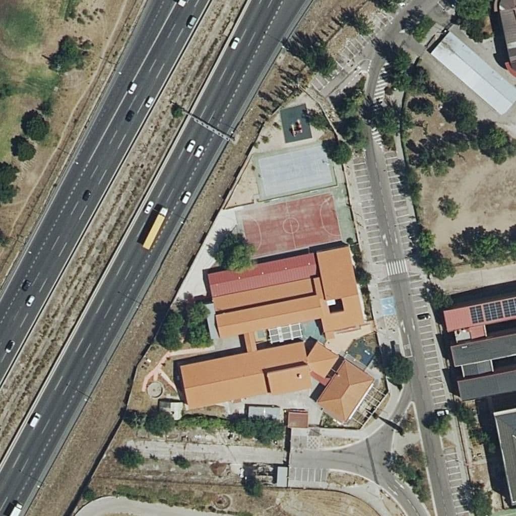 Вид згори на територію школи «Vallecas»