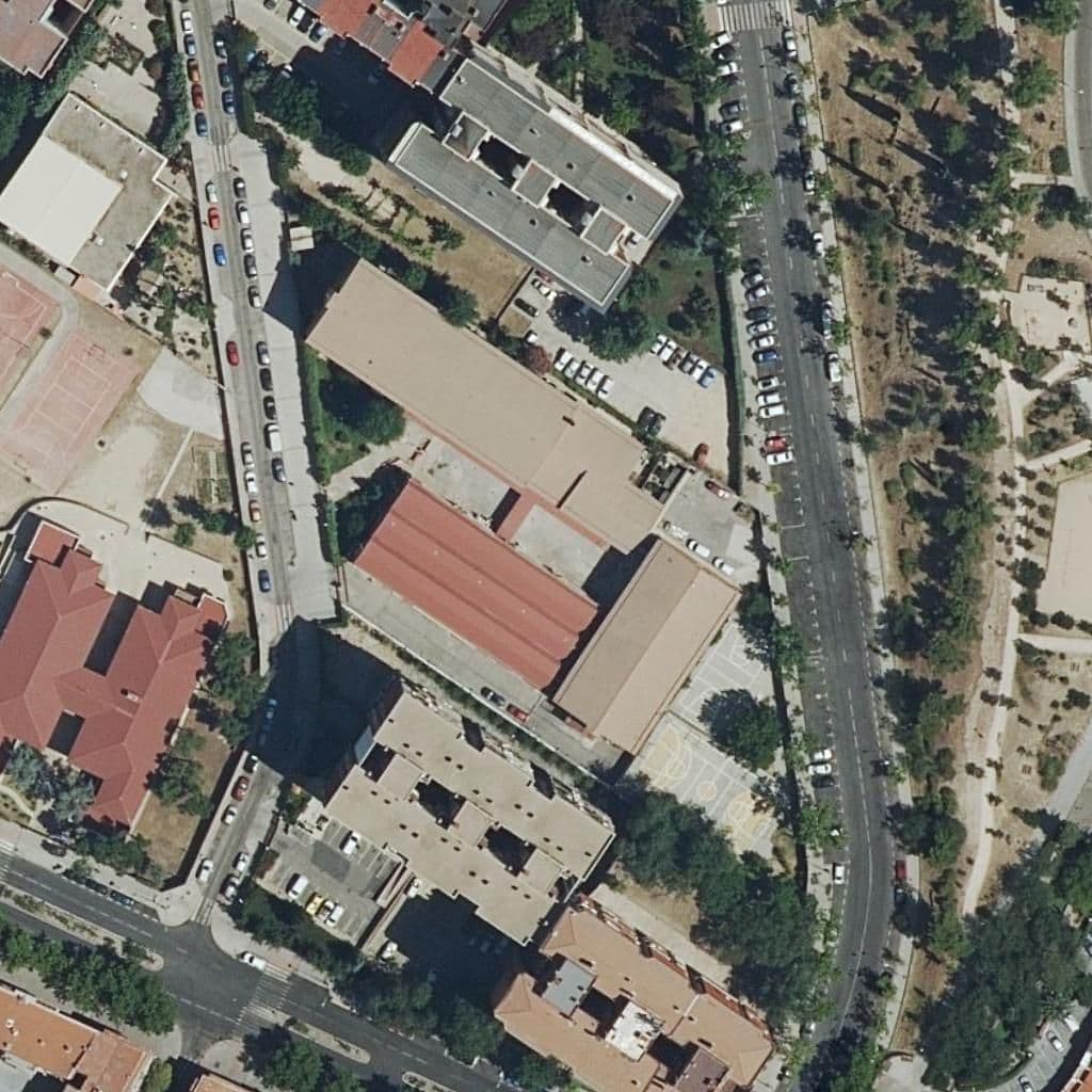 Вид згори на територію школи «Vallecas-Magerit»