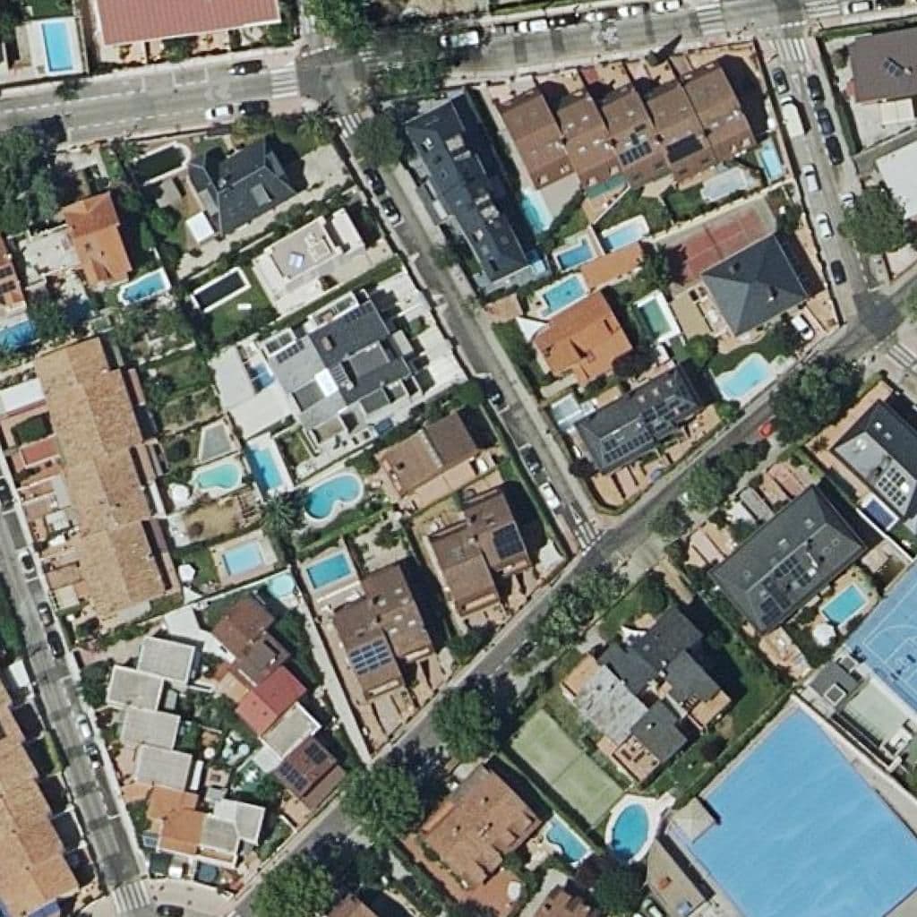 Aerial view of the grounds of Pauta (Autistas)