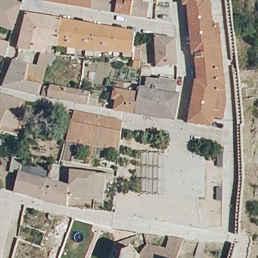 Вид згори на територію школи «San Francisco De Asis»