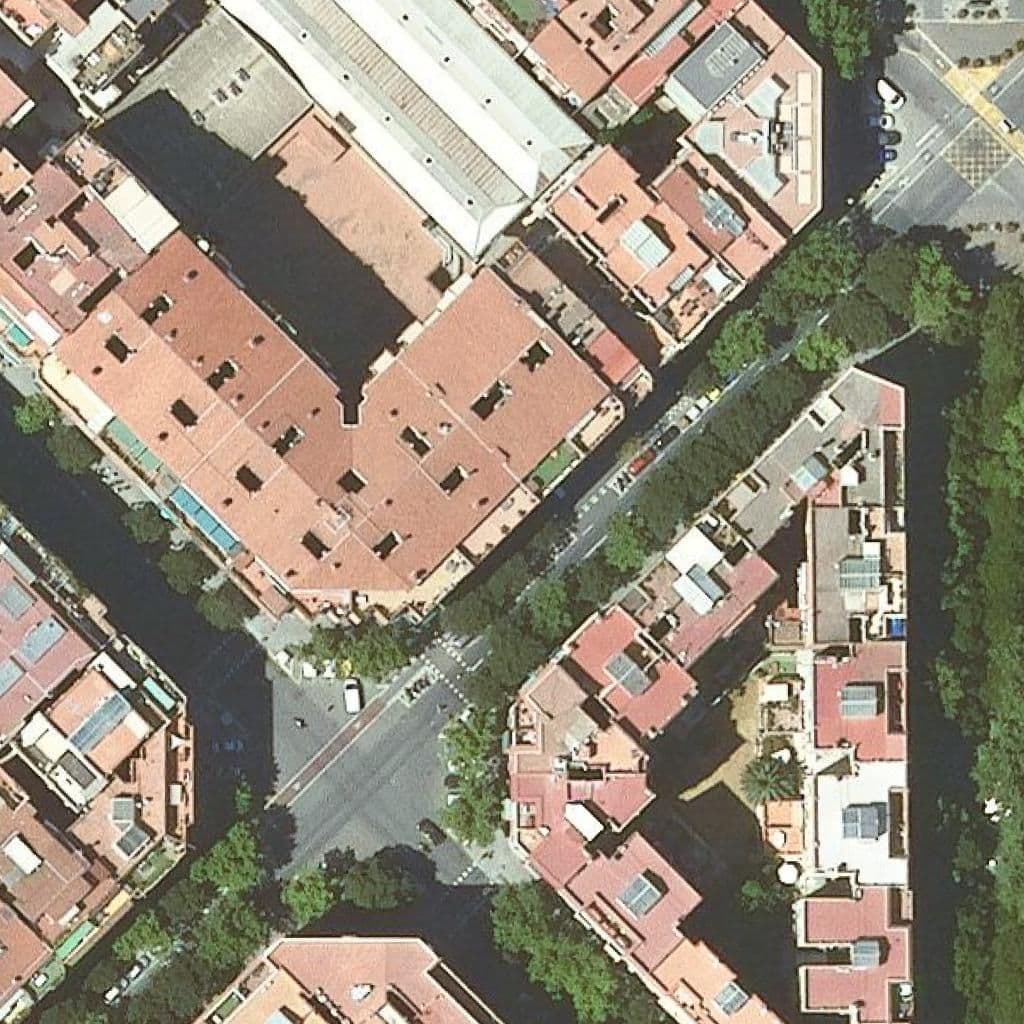 Вид сверху на территорию школы «Granja-Escola Sinaí»