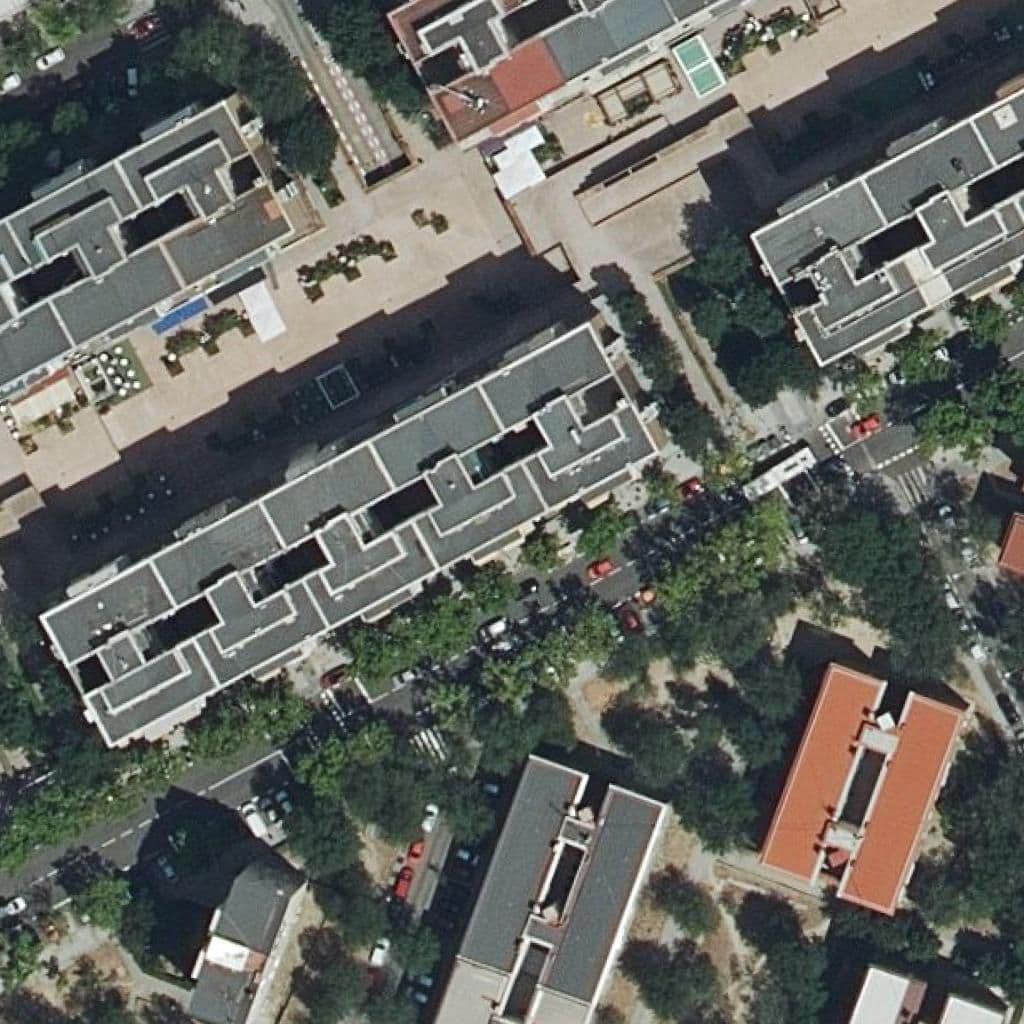 Вид згори на територію школи «La Casita De Los Pitufos Ii»