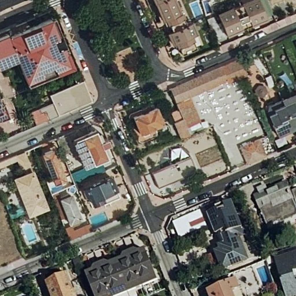 Вид сверху на территорию школы «Hogar Don Orione»