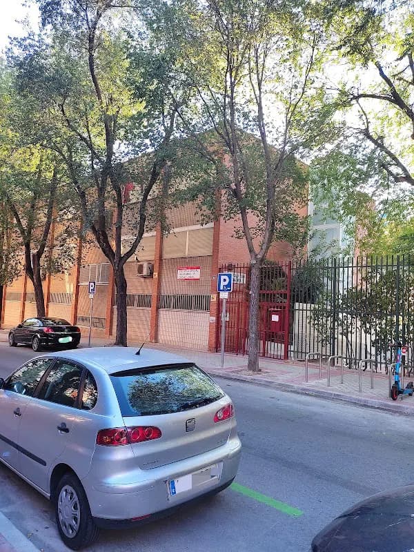 Photo 2