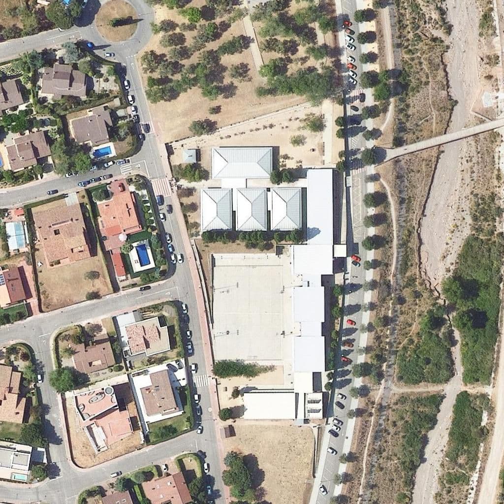 Aerial view of the grounds of Escola Joan Torredemer Canela