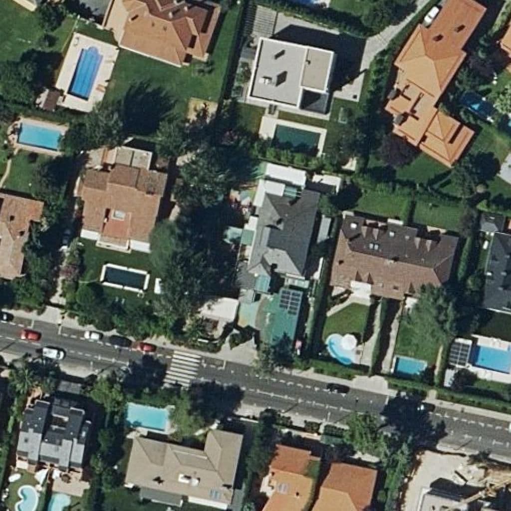 Vista aérea del recinto de Ecole Maternelle Française Pomme D'api (Frances)