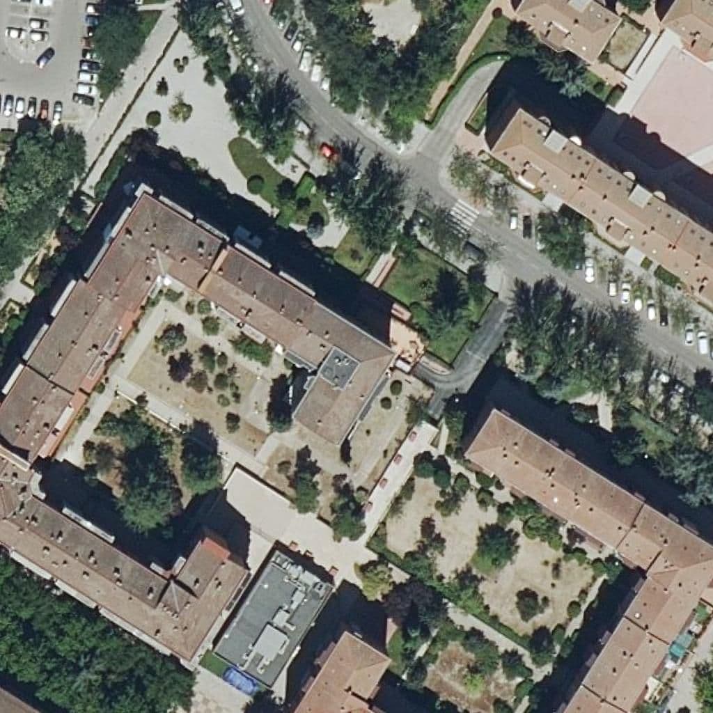 Вид сверху на территорию школы «Las Encinas»