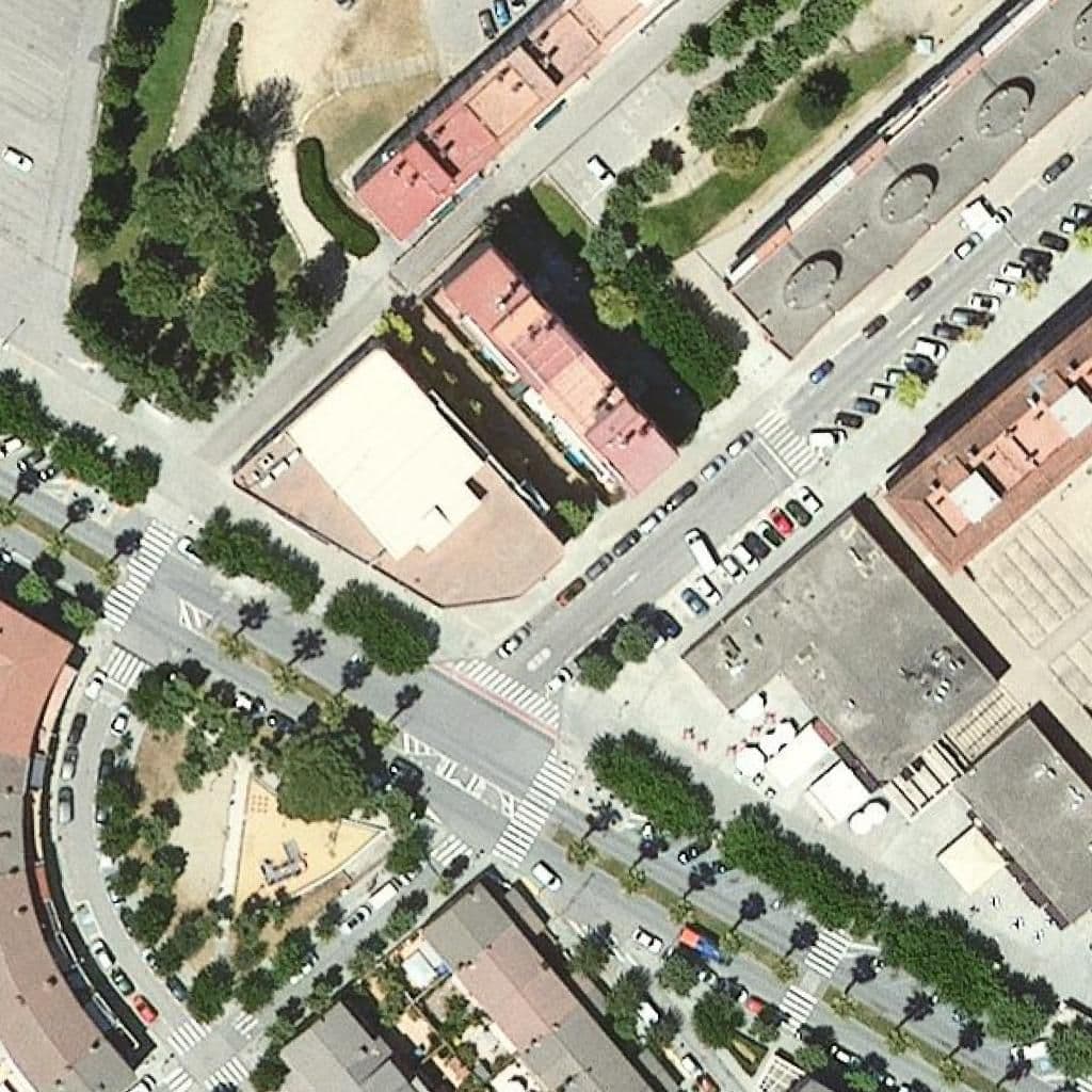 Вид згори на територію школи «Esc. Mús. I D. Municipal De Sant Andreu De La Barca»