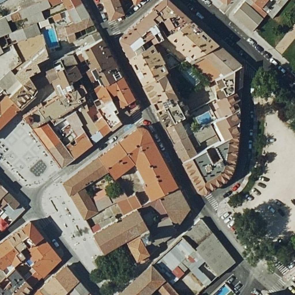 Вид сверху на территорию школы «Villa De Humanes»
