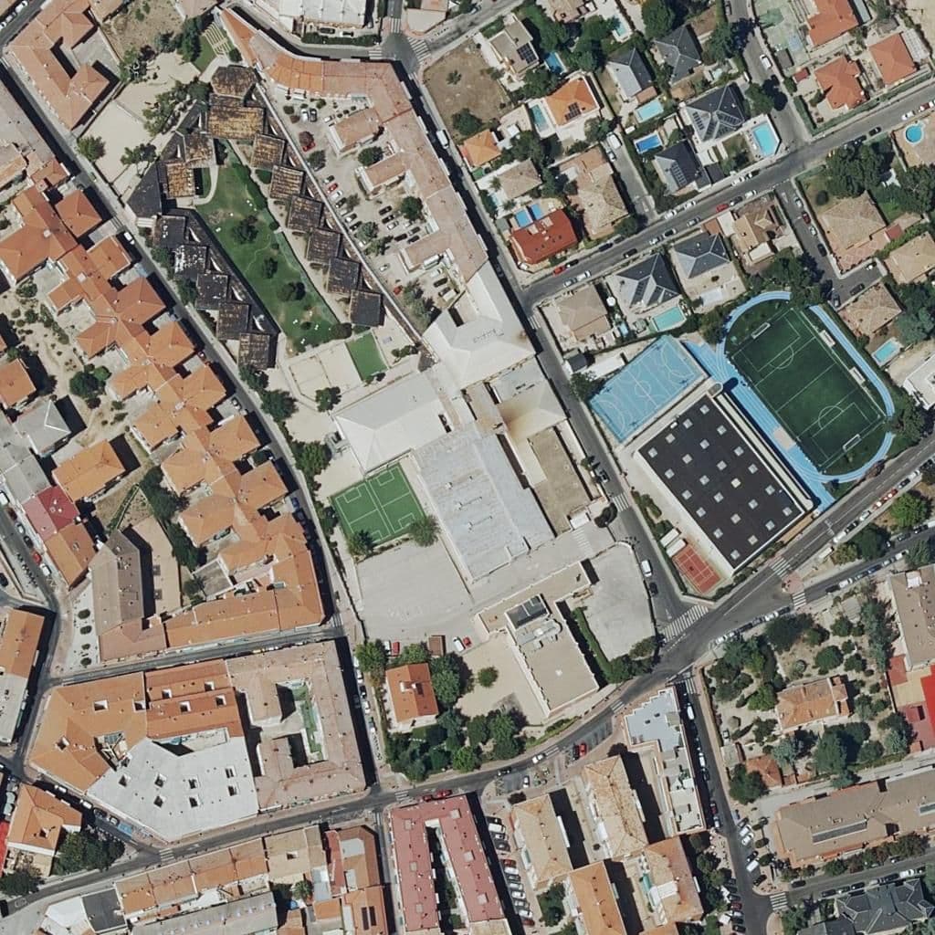 Aerial view of the grounds of Pequeñeces