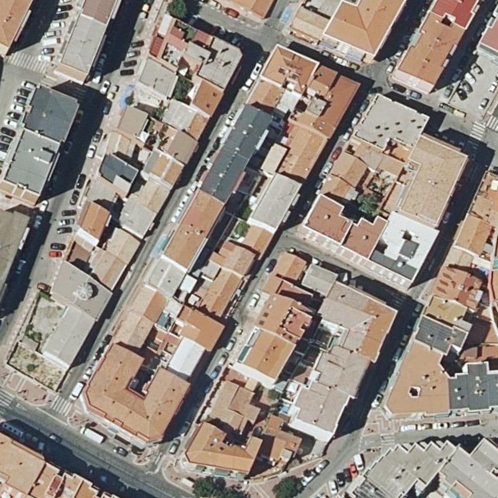 Вид сверху на территорию школы «Casa Menuda»