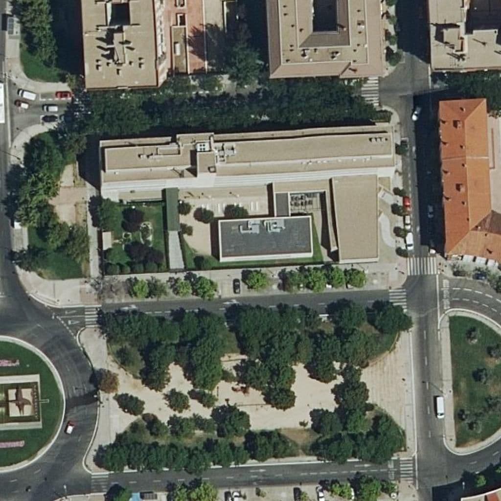 Aerial view of the grounds of Victoria De Los Angeles
