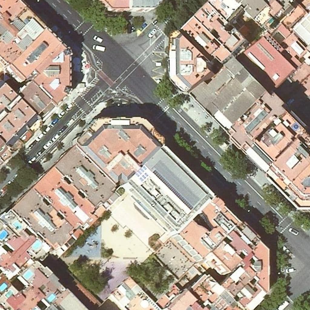 Aerial view of the grounds of Escola Bressol Municipal El Roure