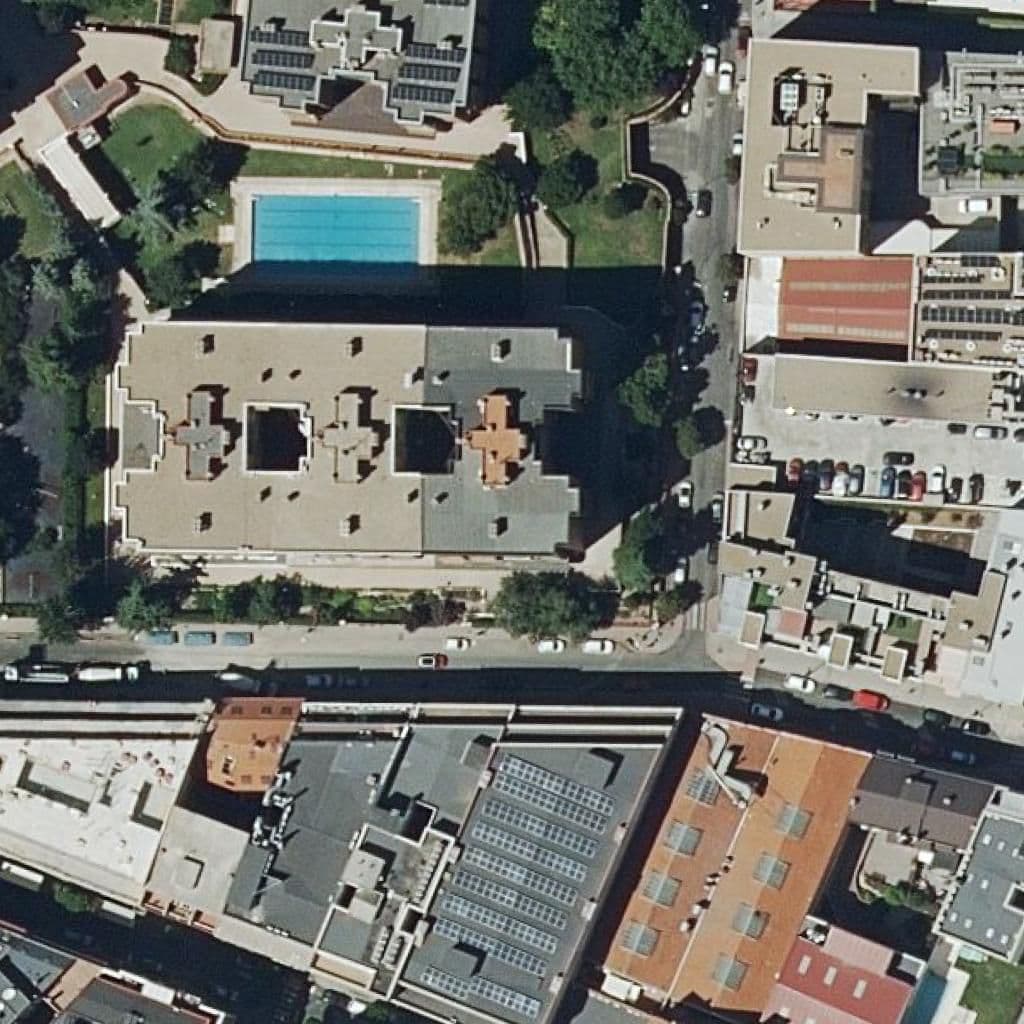 Aerial view of the grounds of Mi Primer Cole 2