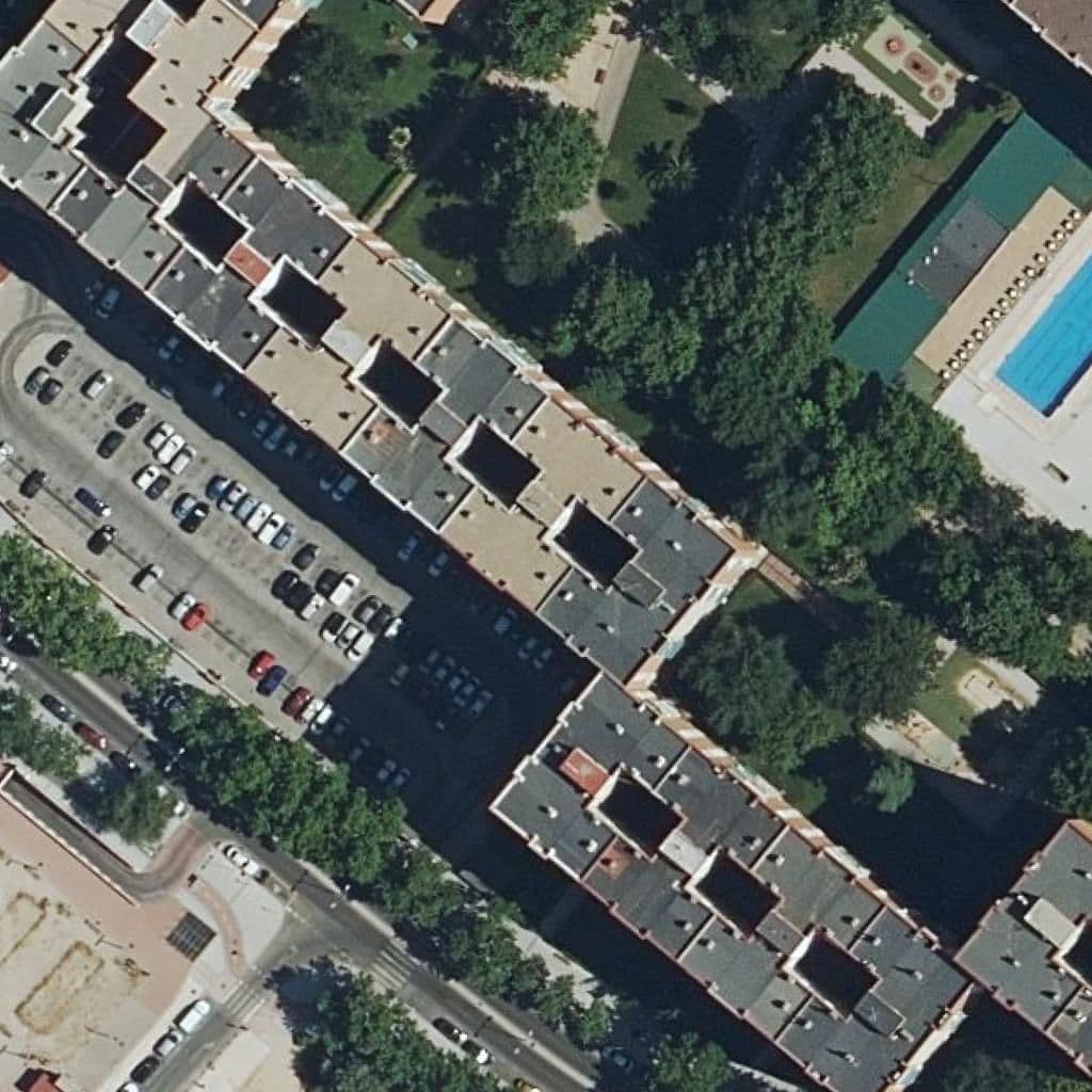 Вид згори на територію школи «Montessori Ii»