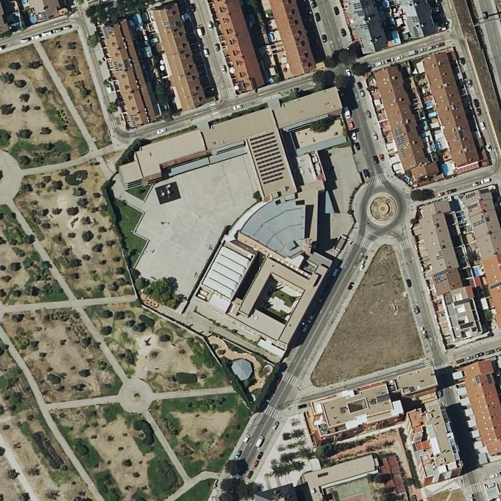 Вид сверху на территорию школы «Colegio De Nuestra Señora»