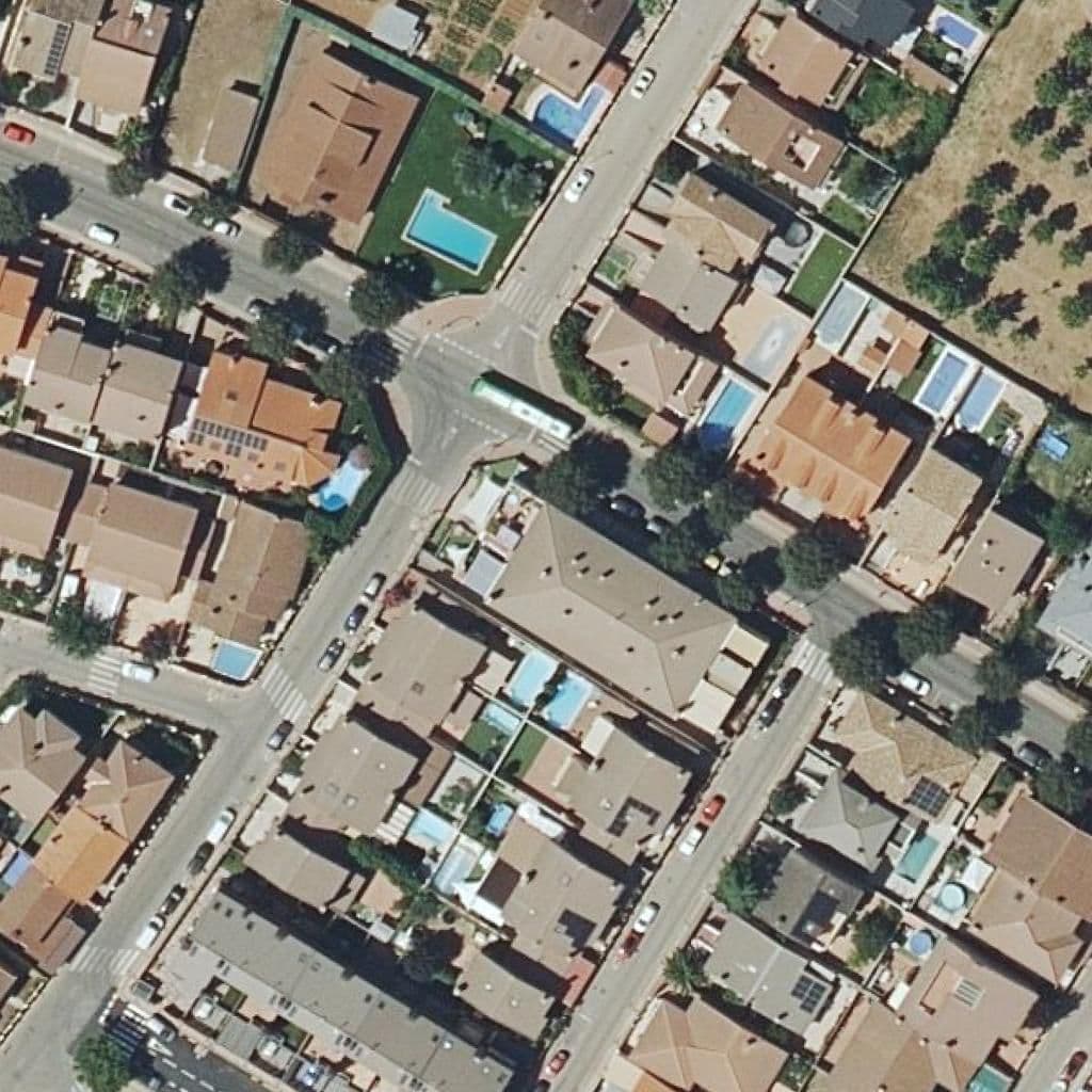 Aerial view of the grounds of La Vuelta Al Sol By Montessori
