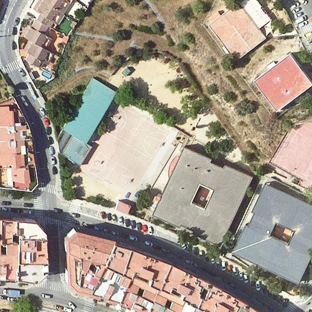 Aerial view of the grounds of Institut Josep Puig I Cadafalch