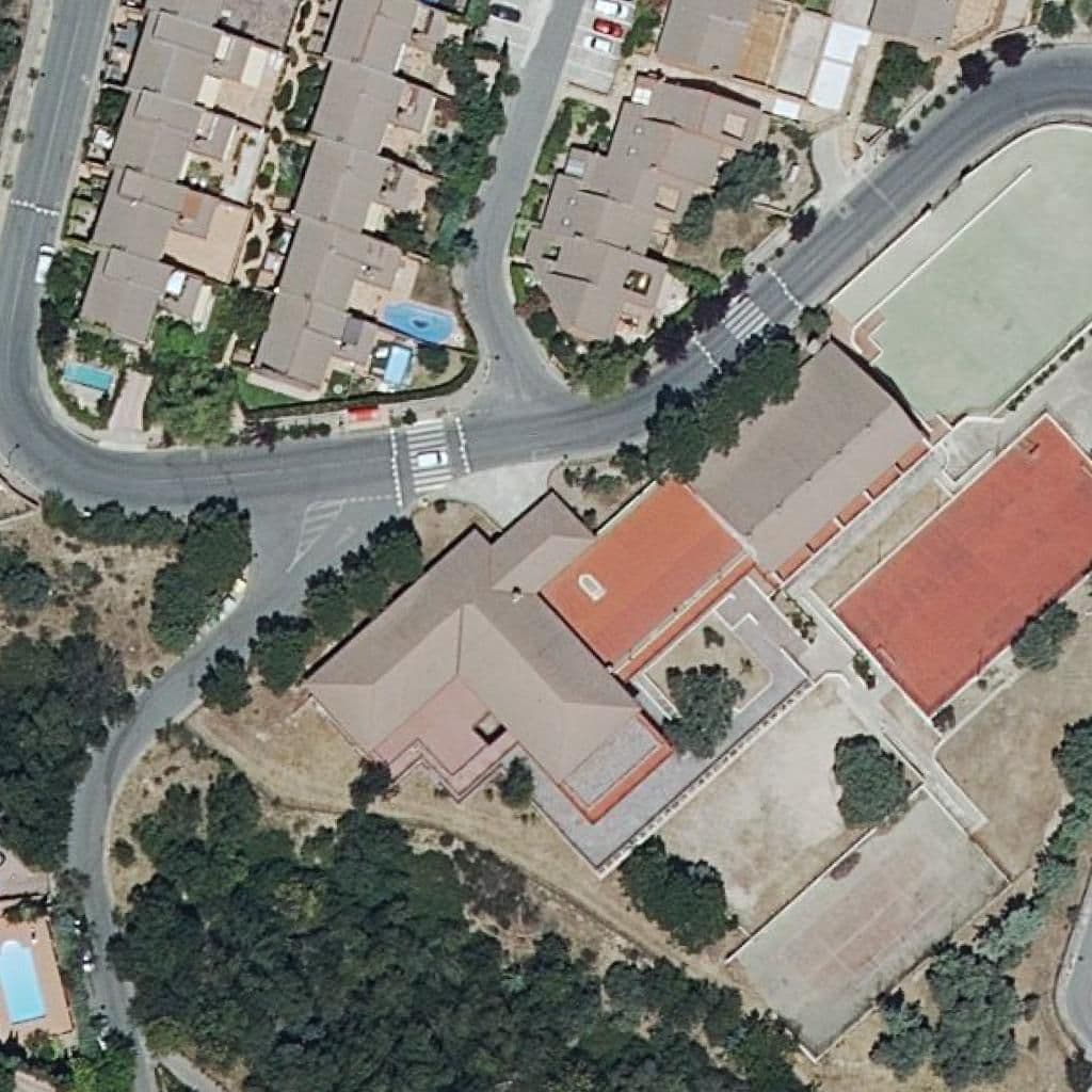 Вид згори на територію школи «St. Michael's Royal School (Britanico)»