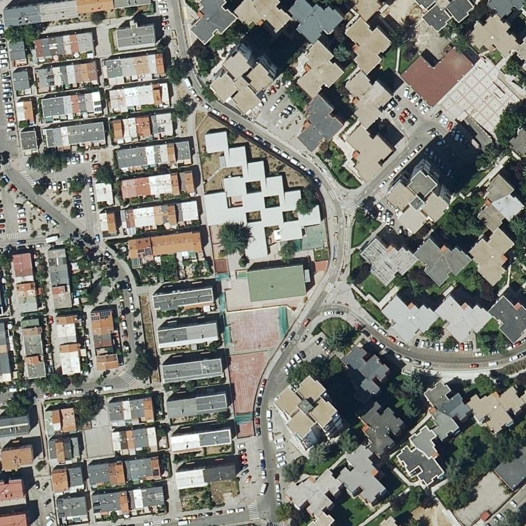 Aerial view of the grounds of 2 Semillas