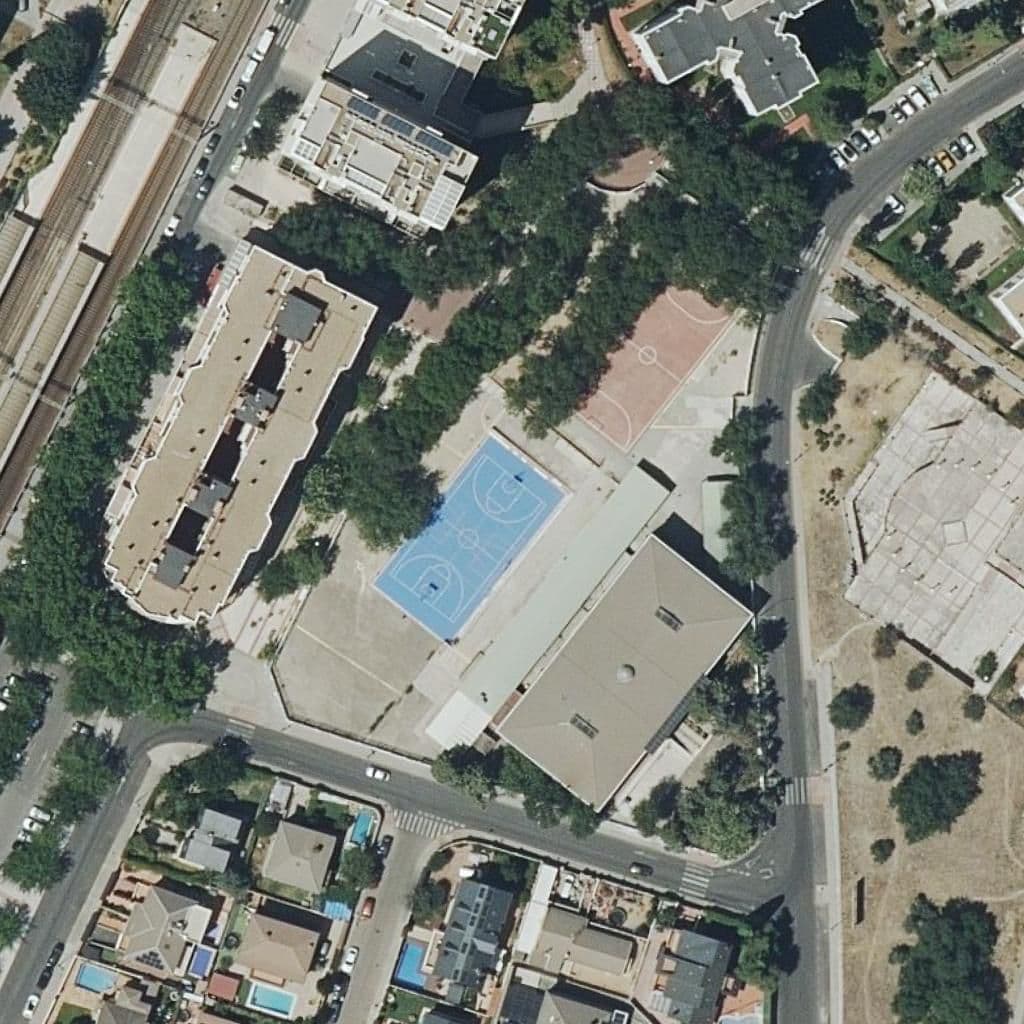 Aerial view of the grounds of Pequeñecos
