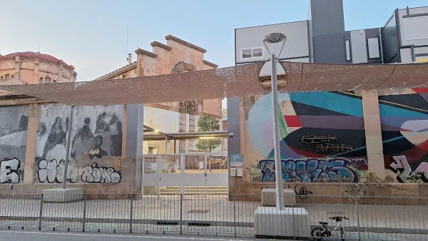 Escola Entença
