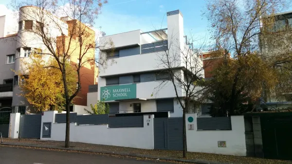 Maxwell School (Britanico)