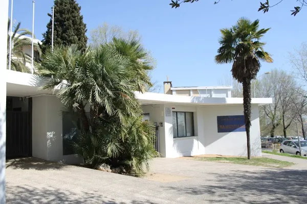 Escola Samuntada
