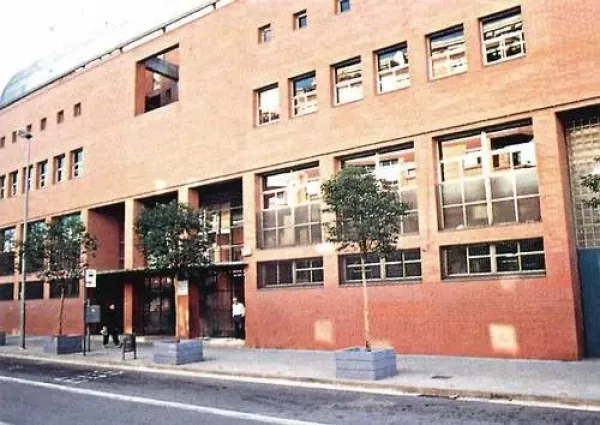 Escola Banús