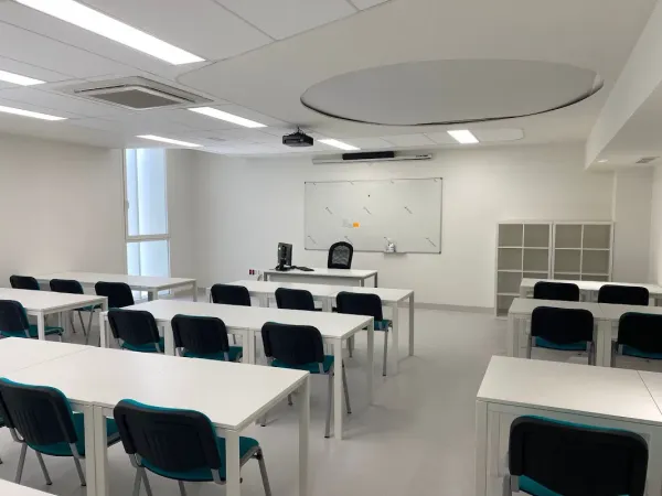 Centro De Estudios Sanitarios Dr. Arduán