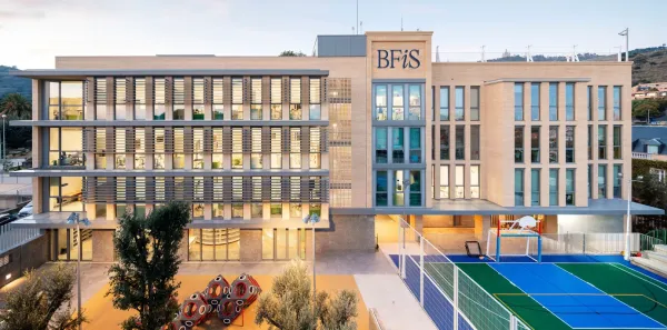The Benjamin Franklin International School
