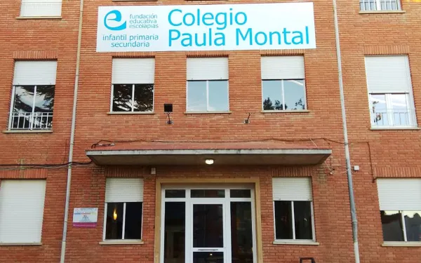 Paula Montal