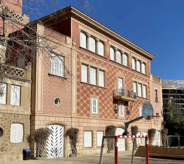 Escola Baldiri Reixac