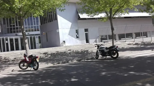 Institut Carles Rahola I Llorens